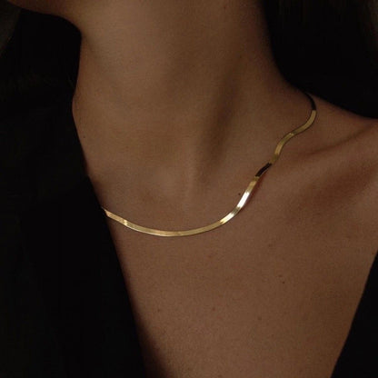 Thin Snake Necklace